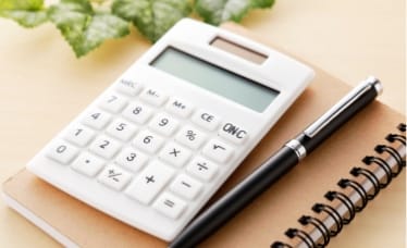 専門の行政書士による直接対応