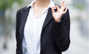 専門の行政書士による直接対応